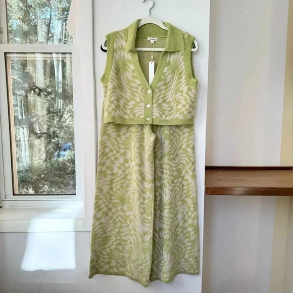 NWT For Love and Lemons Simone Wide Leg Two Piece Sweater Set Green Medium - Picture 4 of 17